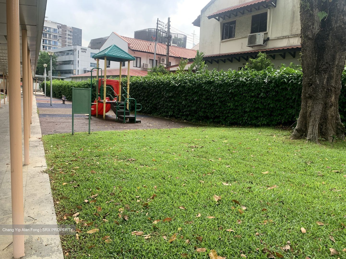 Rochdale Road (D19), Terrace #476324401